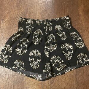 Skull shorts